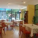 перуника 3* Златни пясъци
