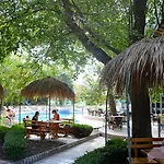 перуника Хотел 3*