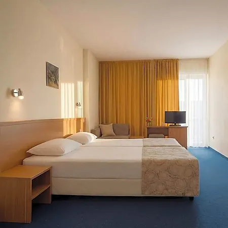 Perunika 3* Golden Sands